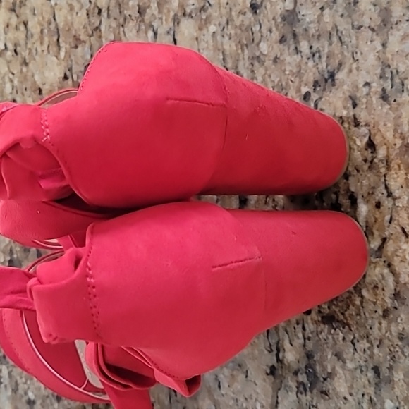 6" Heele Red sandals for women - Picture 5 of 9